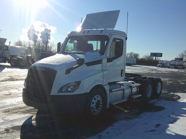 2020 Freightliner PT126DC 2020 FREIGHTLINER DAY CAB - 22954547 - 0