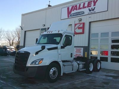 2020 Freightliner PT126DC
