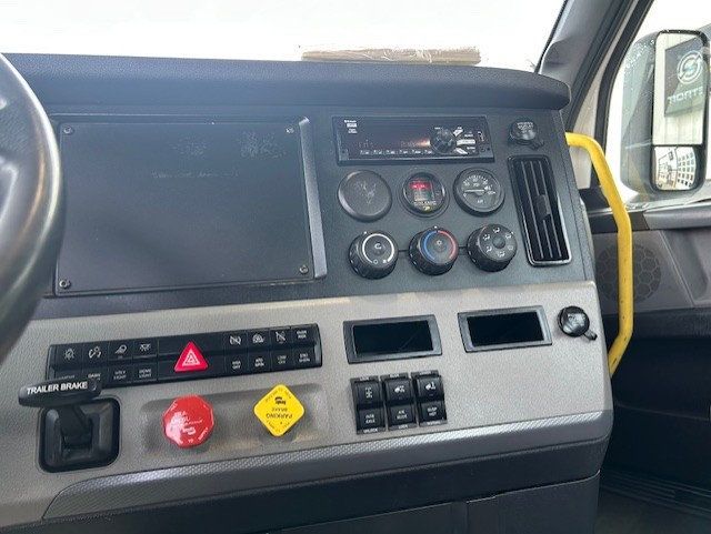 2020 Freightliner PT126DC 2020 FREIGHTLINER DAY CAB - 22964405 - 9