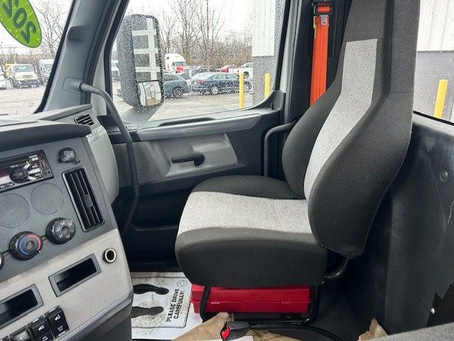 2020 Freightliner PT126DC 2020 FREIGHTLINER DAY CAB - 23007493 - 12