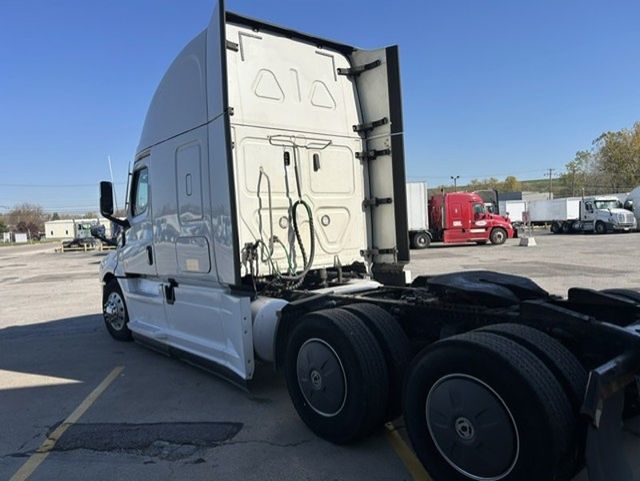 2020 Freightliner PT126SLP 2020 FREIGHTLINER CASCADIA SLEEPER - 23095110 - 7