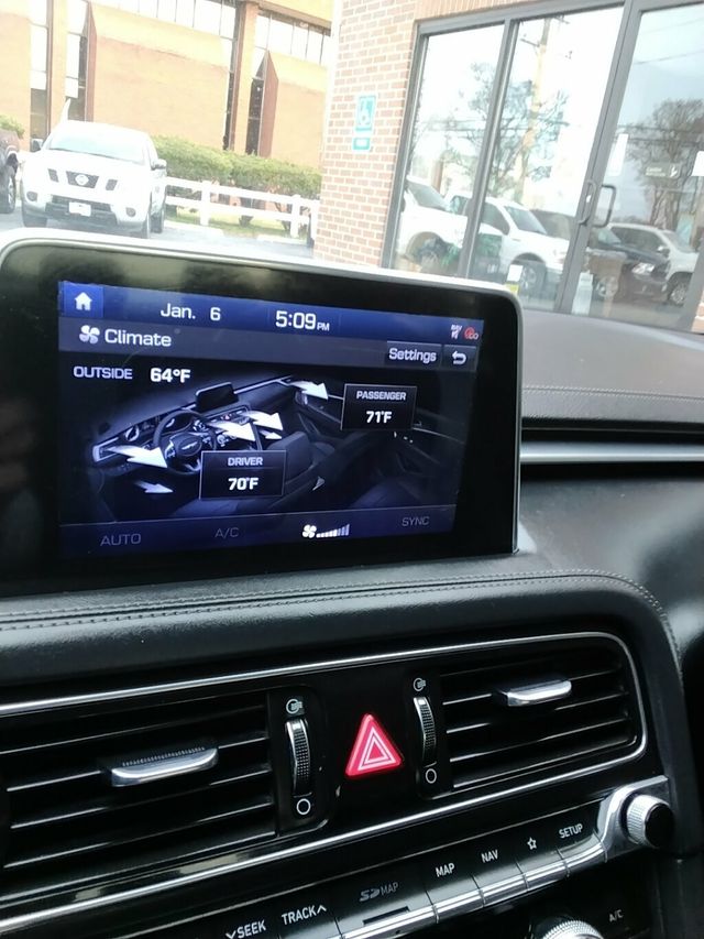 2020 Genesis G70 2.0T RWD - 22968100 - 18