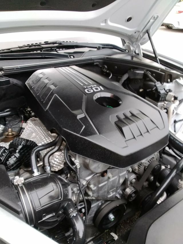 2020 Genesis G70 2.0T RWD - 22968100 - 26