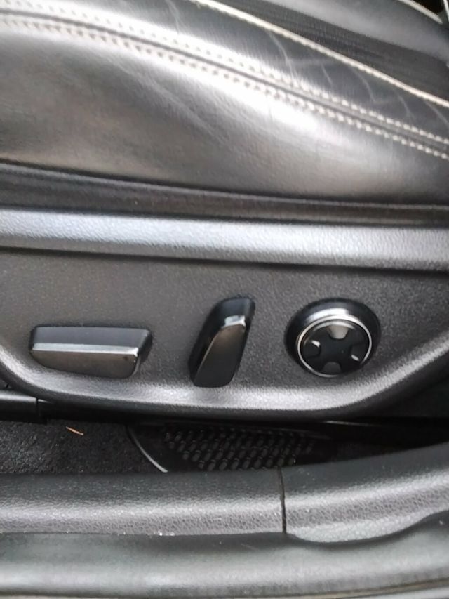 2020 Genesis G70 2.0T RWD - 22968100 - 6