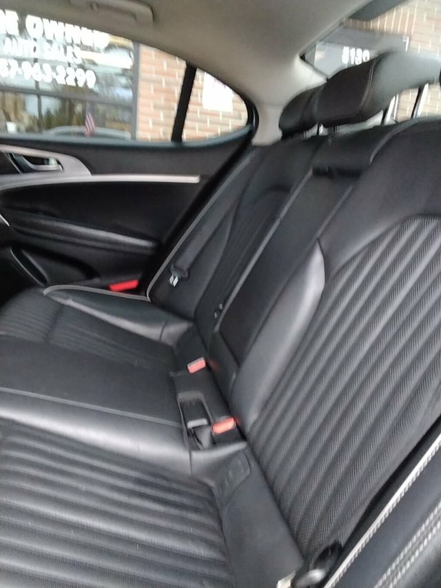 2020 Genesis G70 2.0T RWD - 22968100 - 7