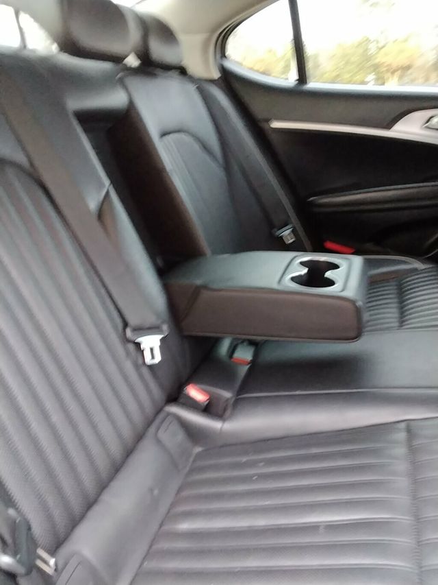 2020 Genesis G70 2.0T RWD - 22968100 - 8