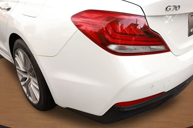 2020 Genesis G70 2.0T RWD - 23049769 - 11