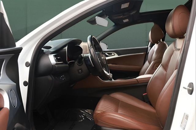 2020 Genesis G70 2.0T RWD - 23049769 - 18
