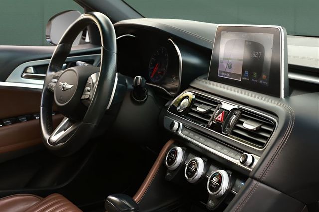 2020 Genesis G70 2.0T RWD - 23049769 - 25