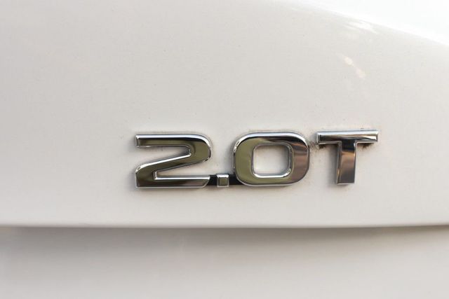 2020 Genesis G70 2.0T RWD - 23049769 - 29