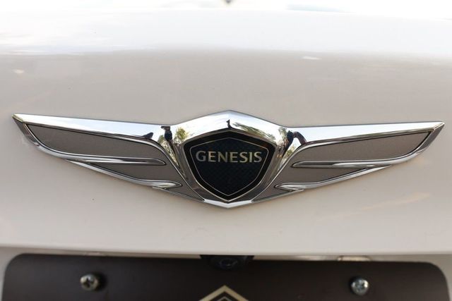 2020 Genesis G70 2.0T RWD - 23049769 - 30