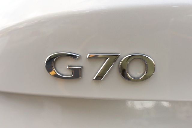 2020 Genesis G70 2.0T RWD - 23049769 - 31
