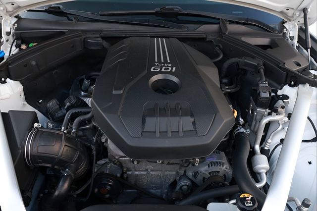 2020 Genesis G70 2.0T RWD - 23049769 - 51
