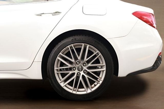 2020 Genesis G70 2.0T RWD - 23049769 - 8