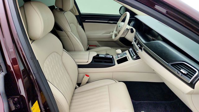 2020 Genesis G90 5.0L Ultimate AWD - 23057231 - 26