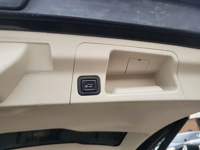 2020 GMC Acadia Denali Sport Utility 4D - 23031799 - 26