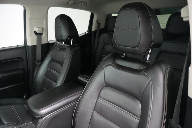 2020 GMC Canyon 4WD Crew Cab 128" Denali - 22941382 - 8