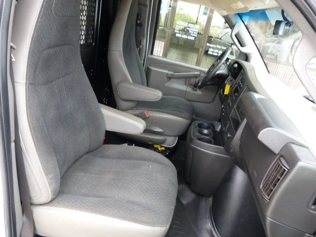 2020 GMC Savana Cargo Van 6.0L V8 GAS*2500*"ADRIAN STEEL" BULKHEAD/SHELVES/LADDER RACK! - 23022049 - 23