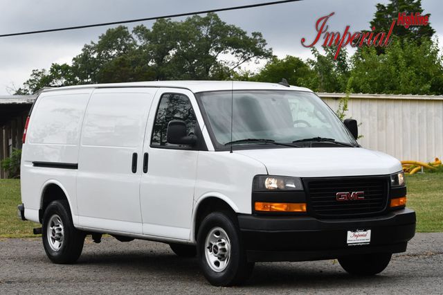 2020 GMC Savana Cargo Van RWD 2500 135" - 22514656 - 0