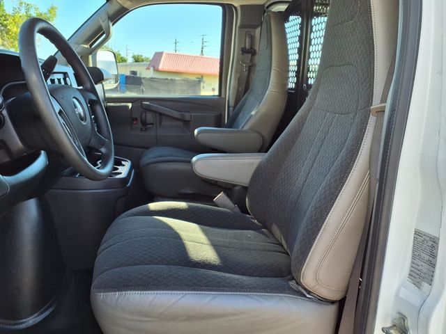 2020 GMC Savana Cargo Van RWD 2500 135" - 22996471 - 14