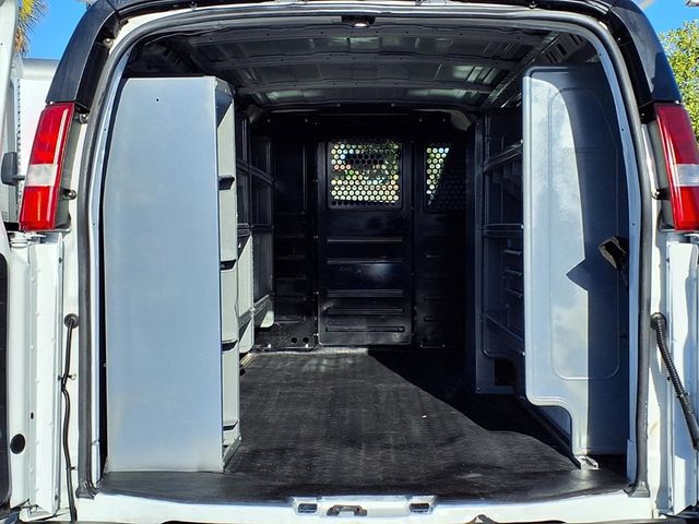2020 GMC Savana Cargo Van RWD 2500 135" - 22996471 - 19