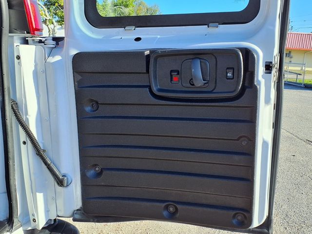 2020 GMC Savana Cargo Van RWD 2500 135" - 22996471 - 23