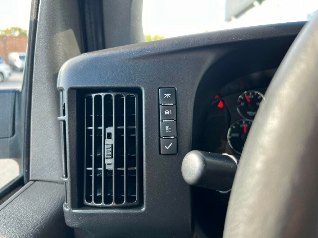 2020 GMC Savana Cargo Van RWD 2500 135" - 22934509 - 16