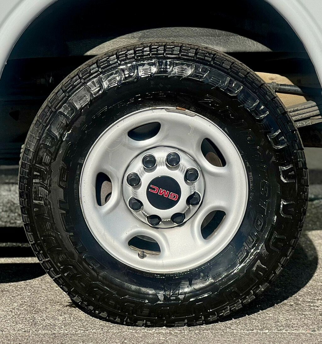 2020 GMC Savana Cargo Van RWD 2500 135" - 22934509 - 19