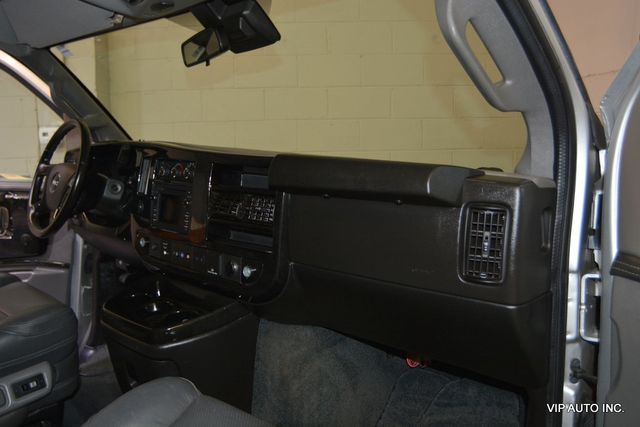 2020 GMC Savana Cargo Van RWD 2500 155" - 22933812 - 11