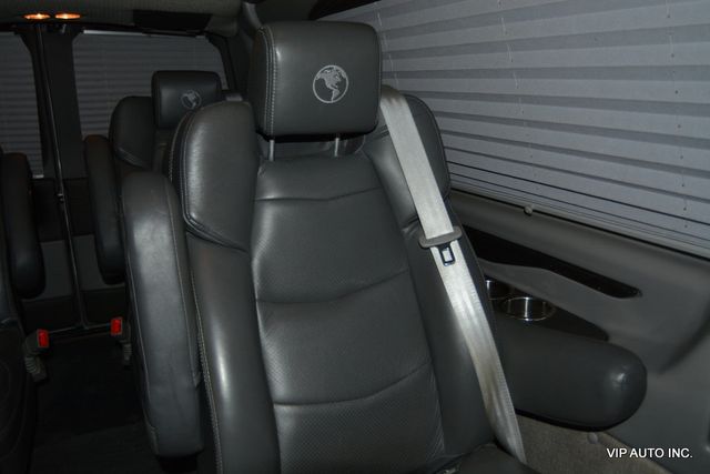 2020 GMC Savana Cargo Van RWD 2500 155" - 22933812 - 35