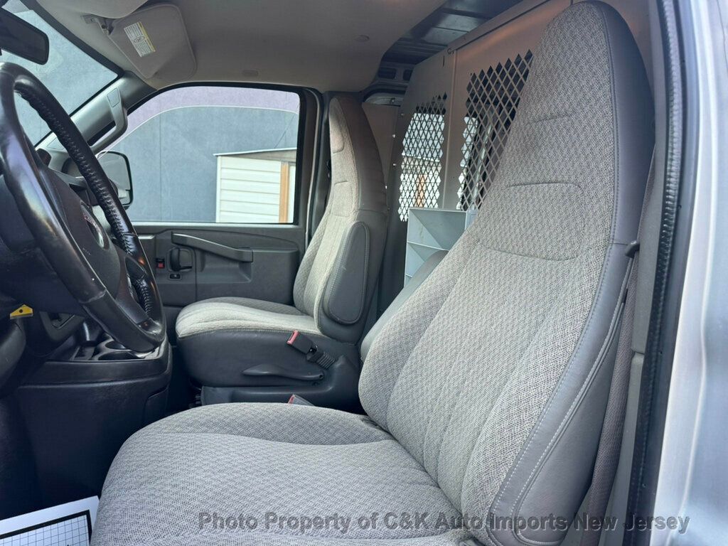 2020 Gmc Savana 3500 Cargo photo 7