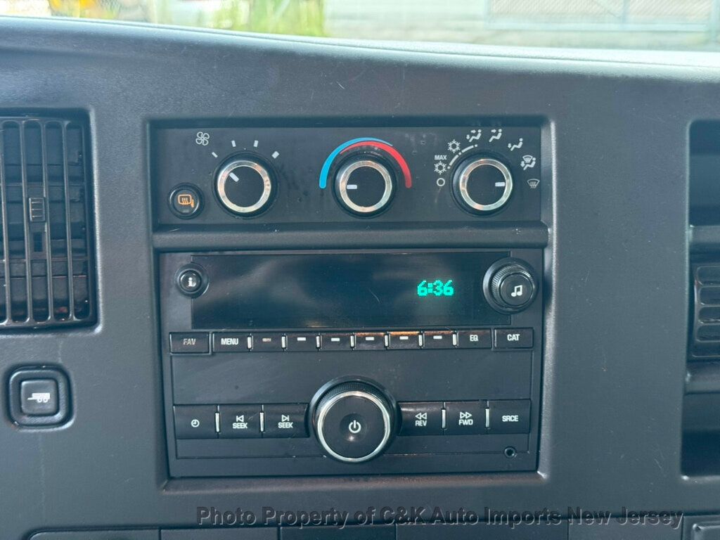 2020 Gmc Savana 3500 Cargo photo 13
