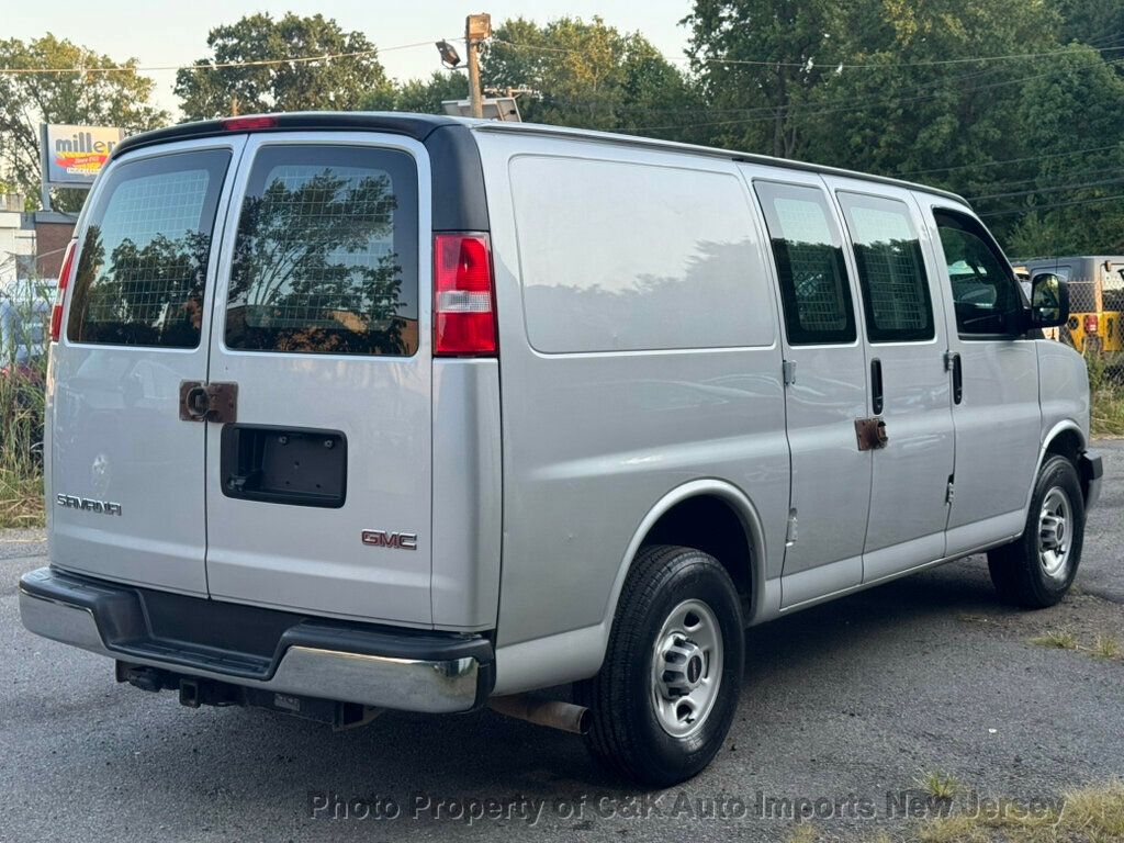 2020 Gmc Savana 3500 Cargo photo 6