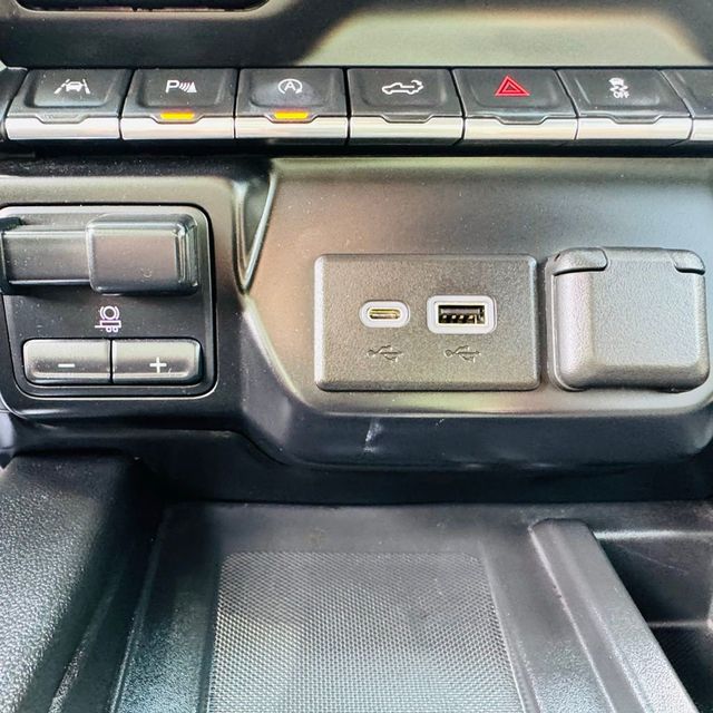 2020 GMC Sierra 1500 4WD Crew Cab 157" Denali - 23003802 - 26