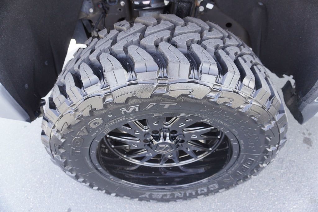 2020 GMC Sierra 1500 DENALI - 23004312 - 16