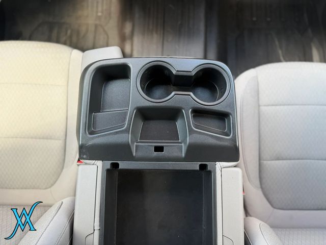 2020 GMC Sierra 1500 Crew Cab SLE Pickup 4D 5 3/4 ft - 23073336 - 27