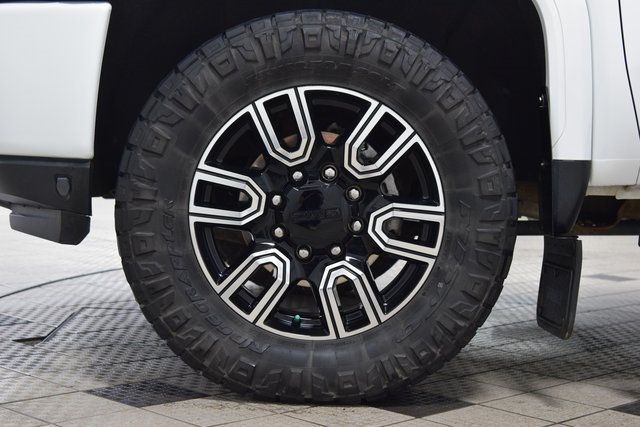 2020 GMC Sierra 2500HD AT4 - 22934800 - 28