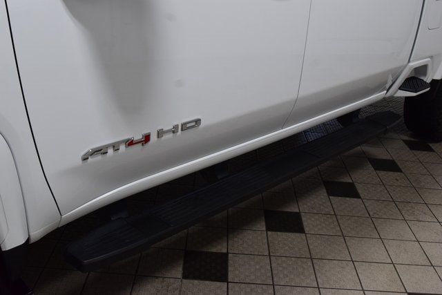 2020 GMC Sierra 2500HD AT4 - 22934800 - 29