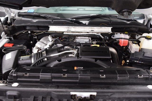 2020 GMC Sierra 2500HD AT4 - 22934800 - 30