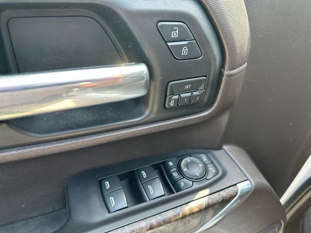 2020 GMC Sierra 2500HD Denali Ultimate - 23056859 - 19