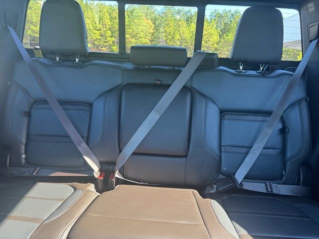 2020 GMC Sierra 3500HD Denali - 22935542 - 29