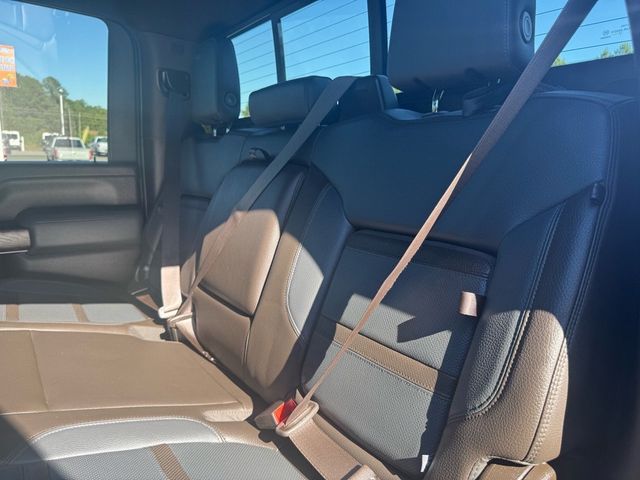 2020 GMC Sierra 3500HD Denali - 22935542 - 31