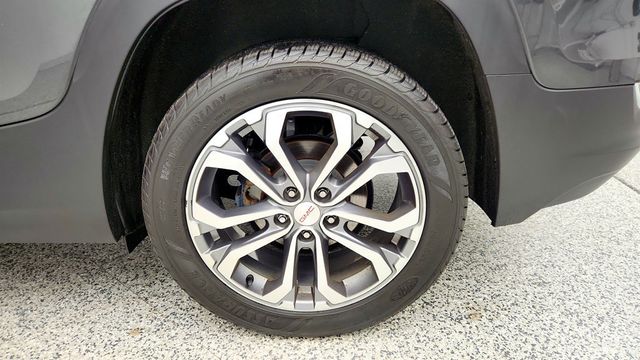 2020 GMC Terrain AWD 4dr SLT with Preferred Package & Upgraded Turbo Engine - 22991224 - 8
