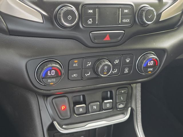 2020 GMC Terrain FWD 4dr Denali - 23075397 - 19