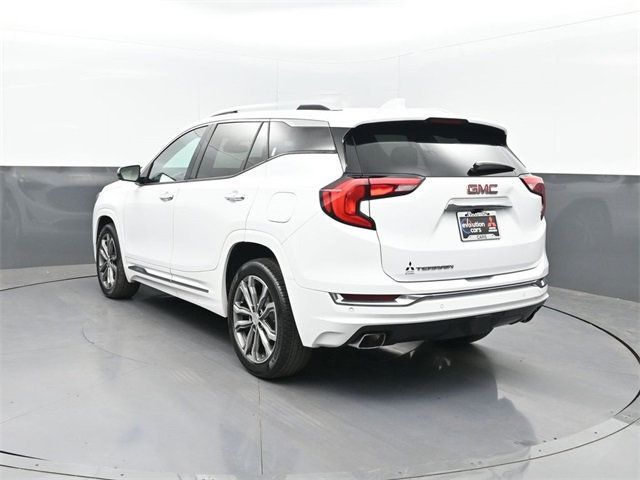 2020 Gmc Terrain Denali photo 2