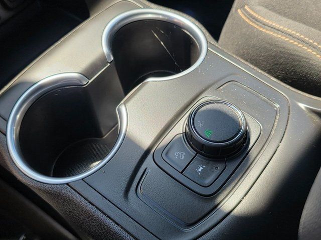 2020 GMC Terrain FWD 4dr SLE - 22875492 - 29