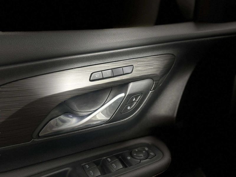 2020 GMC Terrain FWD 4dr SLT - 22988113 - 10