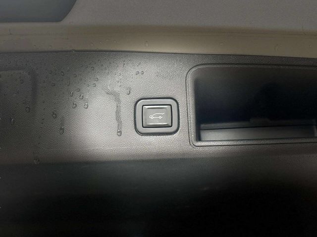 2020 GMC Terrain FWD 4dr SLT - 22988113 - 16