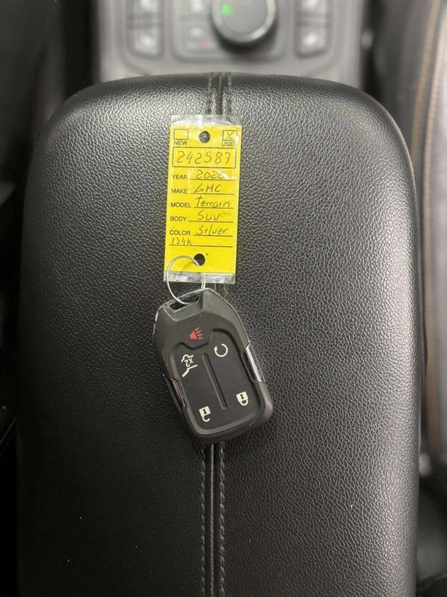 2020 GMC Terrain FWD 4dr SLT - 22988113 - 40