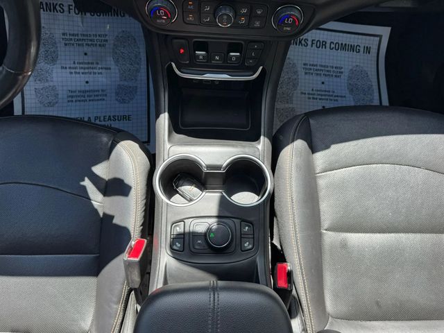 2020 GMC Terrain FWD 4dr SLT - 22894577 - 24